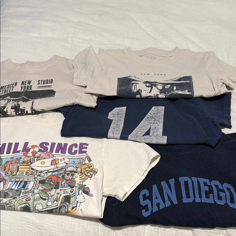 Brandy Melville t-shirt bundle